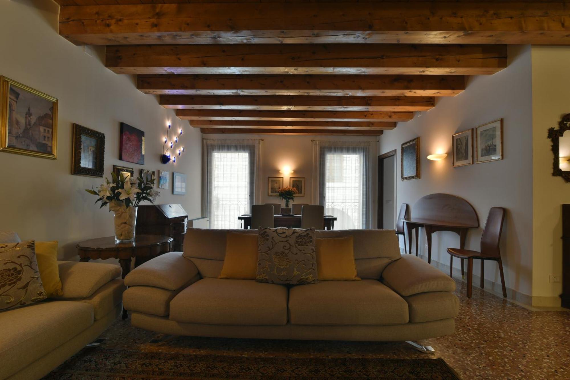 Padovaresidence Apartments - Vista Piazza Delle Erbe E Palazzo Della Ragione Exterior foto